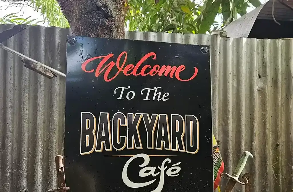 Georgetown market and city tour with lunch at Backyard Café
