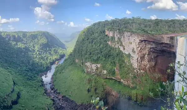 Kaiteur-Falls-Pano-Best-¬-David-DiGregorio-1