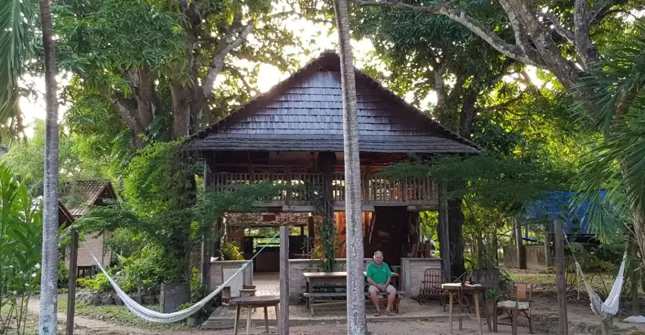 imgi_6_Rock-View-Lodge-4-1290x670